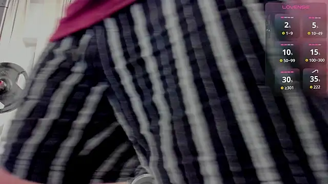 Snapshot of David_Big_Daddy chatting on December 2025 09:53:02 PM David Big Daddy online show from December 2025 09:53:02 PM