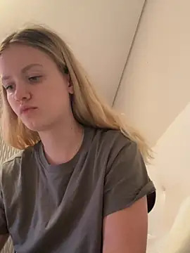 mariemelissah online show from March 2025 01:34:01 PM