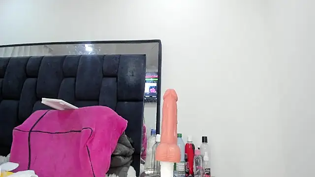 AntonelaNeri online show from February 2026 02:13:01 PM