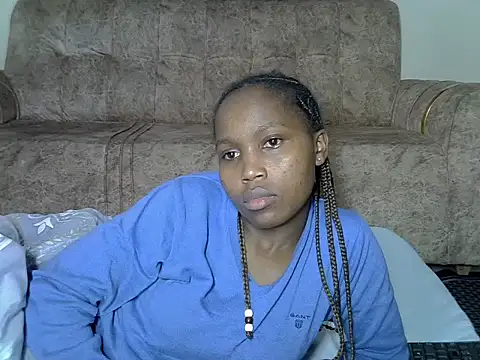 Snapshot of AurelAda chatting on February 2026 12:20:01 AM AurelAda online show from February 2026 12:20:01 AM