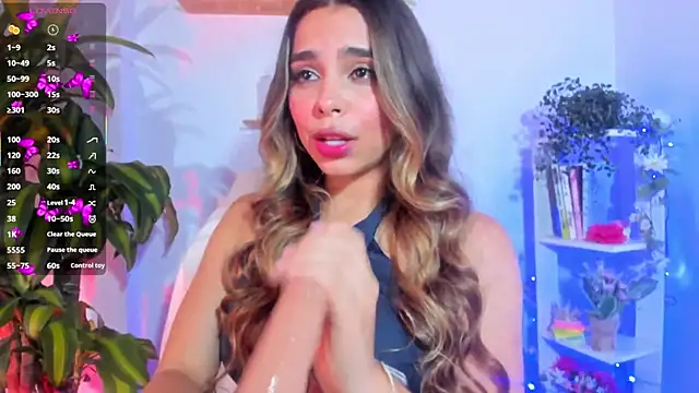 crisbell lopez online show from May 2026 01:11:01 AM