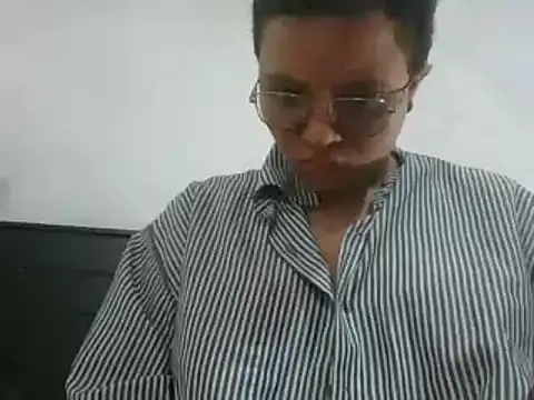 Snapshot of EdenJupiter chatting on November 2025 09:41:02 PM EdenJupiter online show from November 2025 09:41:02 PM