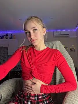 Snapshot of Good__Girl_ chatting on February 2026 03:41:02 PM Good Girl online show from February 2026 03:41:02 PM