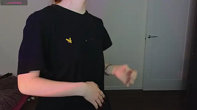 MiaKeler online show from February 2025 04:14:02 PM