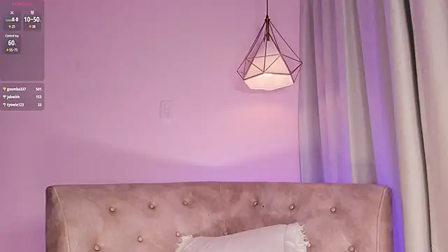 Jiggly   online show from December 2024 06:32:01 AM