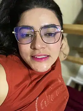 Snapshot of Lia_flowers chatting on January 2025 01:56:02 AM Lia flowers online show from January 2025 01:56:02 AM