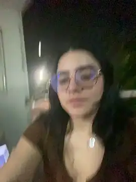 Snapshot of Lia_flowers chatting on January 2025 04:23:02 AM Lia flowers online show from January 2025 04:23:02 AM