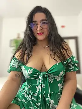 Snapshot of Lia_flowers chatting on March 2025 05:23:02 AM Lia flowers online show from March 2025 05:23:02 AM