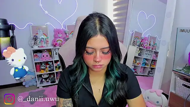 Snapshot of CuteDani_ chatting on May 2026 02:34:01 PM CuteDani online show from May 2026 02:34:01 PM