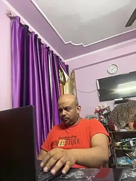 Dick 6inches online show from October 2025 01:36:02 AM