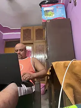 Dick 6inches online show from May 2026 10:32:01 AM
