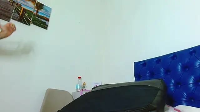 Snapshot of carla_beer chatting on March 2025 02:42:02 PM carla beer online show from March 2025 02:42:02 PM