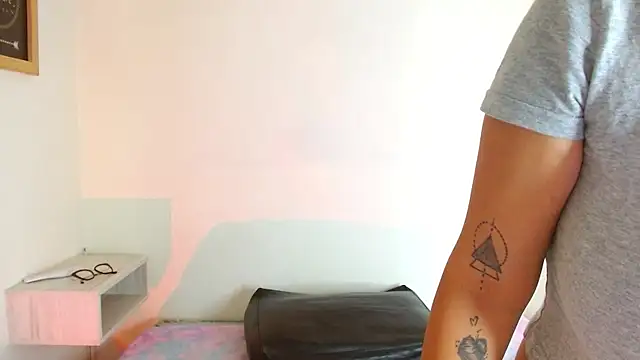 Snapshot of carla_beer chatting on September 2025 12:16:02 PM carla beer online show from September 2025 12:16:02 PM