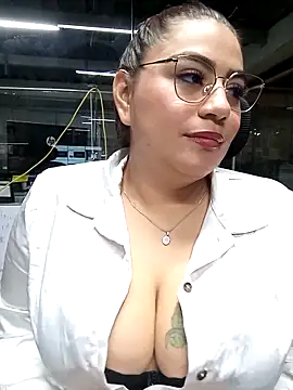 Snapshot of silvia_lane chatting on March 2025 08:13:01 AM silvia lane online show from March 2025 08:13:01 AM