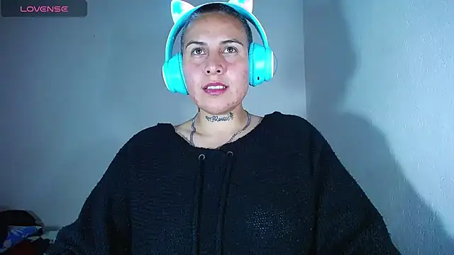 Snapshot of Yessi_rousse chatting on December 2024 07:18:01 AM Yessi rousse online show from December 2024 07:18:01 AM