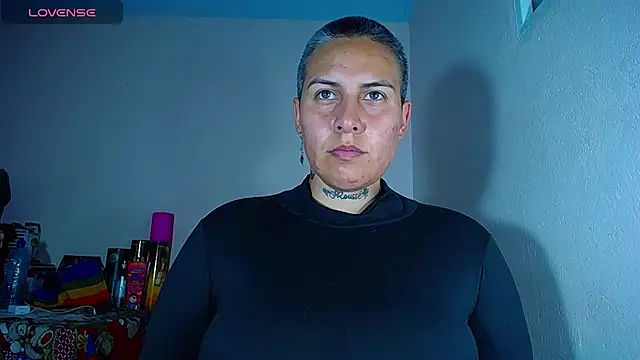 Snapshot of Yessi_rousse chatting on December 2024 10:35:02 PM Yessi rousse online show from December 2024 10:35:02 PM