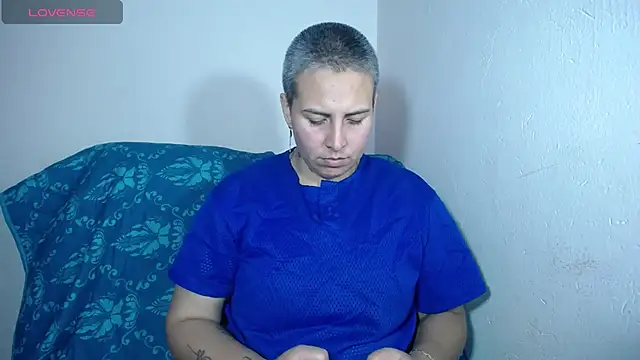 Snapshot of Yessi_rousse chatting on January 2025 09:50:01 PM Yessi rousse online show from January 2025 09:50:01 PM