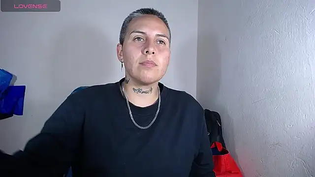 Snapshot of Yessi_rousse chatting on January 2025 12:50:02 AM Yessi rousse online show from January 2025 12:50:02 AM