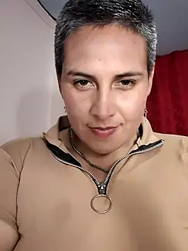 Snapshot of Yessi_rousse chatting on February 2025 04:29:01 AM Yessi rousse online show from February 2025 04:29:01 AM