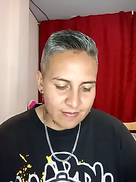 Snapshot of Yessi_rousse chatting on February 2025 05:09:01 AM Yessi rousse online show from February 2025 05:09:01 AM