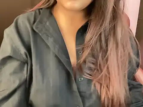 shanayaaa 1 online show from December 2025 08:49:02 PM