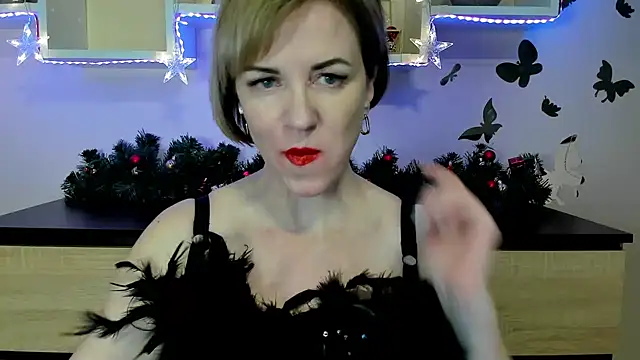 Snapshot of feliziaDesire chatting on January 2025 07:08:01 PM feliziaDesire online show from January 2025 07:08:01 PM