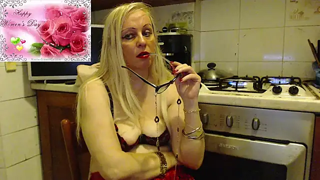 martachatte online show from March 2025 07:05:02 PM