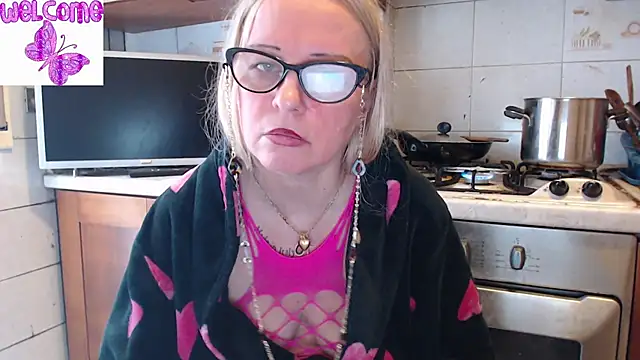 martachatte online show from March 2025 02:34:01 PM