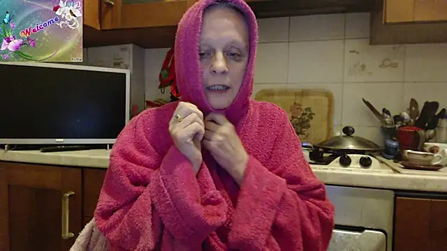 Snapshot of martachatte chatting on December 2025 09:54:02 PM martachatte online show from December 2025 09:54:02 PM