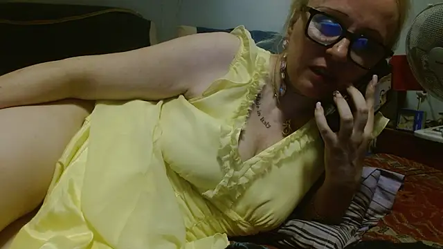 Snapshot of martachatte chatting on June 2026 08:12:02 PM martachatte online show from June 2026 08:12:02 PM