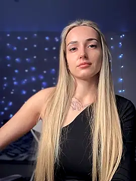 Snapshot of minalawarden chatting on October 2025 10:05:02 AM minalawarden online show from October 2025 10:05:02 AM