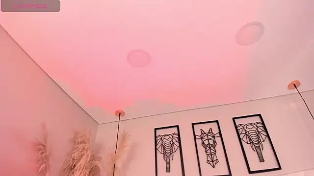 Rebeca jones online show from October 2025 12:25:01 PM