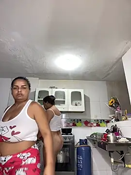 Snapshot of Rossestoner chatting on February 2026 10:56:02 AM Rossestoner online show from February 2026 10:56:02 AM