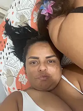 Snapshot of Rossestoner chatting on March 2026 12:27:02 AM Rossestoner online show from March 2026 12:27:02 AM