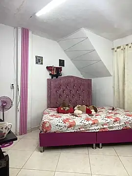 Snapshot of Rossestoner chatting on March 2026 12:33:01 PM Rossestoner online show from March 2026 12:33:01 PM