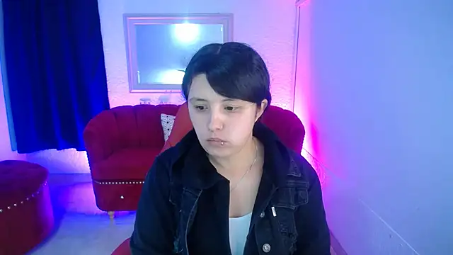 nathaly low1 online show from June 2026 11:32:01 AM