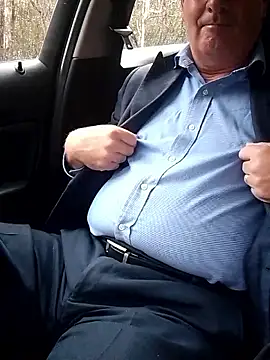 stiffandlubedxh online show from October 2025 09:15:01 PM