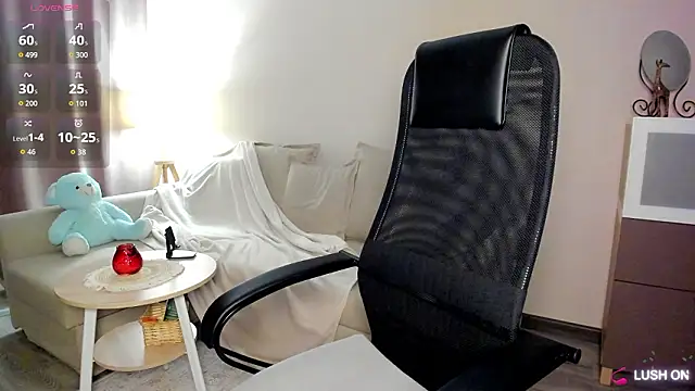 Snapshot of DannaEvan chatting on March 2026 01:52:01 PM DannaEvan online show from March 2026 01:52:01 PM