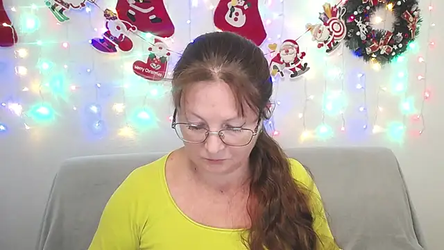 Snapshot of VanessaHotts chatting on December 2024 04:15:02 PM VanessaHotts online show from December 2024 04:15:02 PM