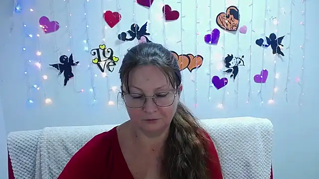 Snapshot of VanessaHotts chatting on January 2025 12:06:01 PM VanessaHotts online show from January 2025 12:06:01 PM