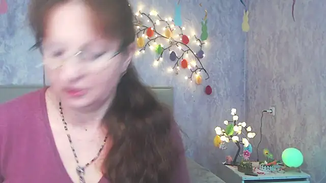 VanessaHotts online show from April 2026 01:41:01 PM