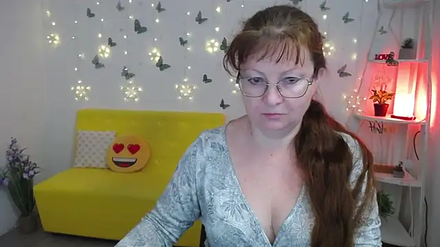 VanessaHotts online show from May 2026 05:02:01 AM