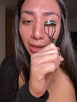 BustiBunny69 online show from January 2026 03:50:01 PM