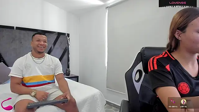 AnnieAndStefan online show from June 2026 03:39:02 PM