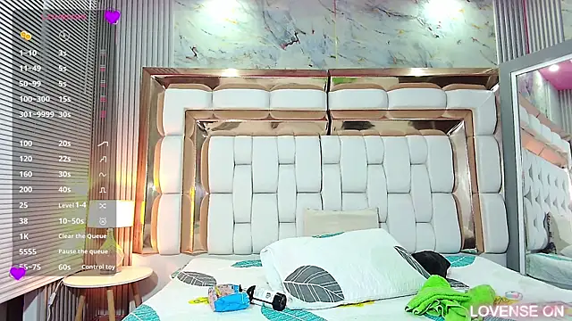 naughty ebonyy online show from March 2025 03:02:02 AM