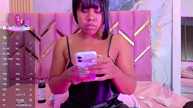 naughty ebonyy online show from September 2025 07:35:01 PM