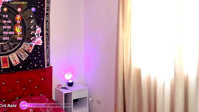 luna del rey  online show from September 2025 04:45:01 PM