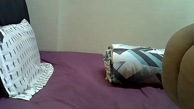 AddictiveAssCurves online show from November 2025 07:42:02 AM