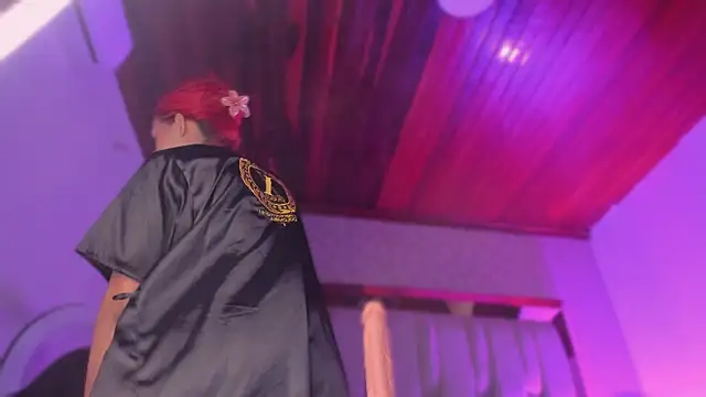 Emmily Savage online show from March 2026 12:51:02 PM