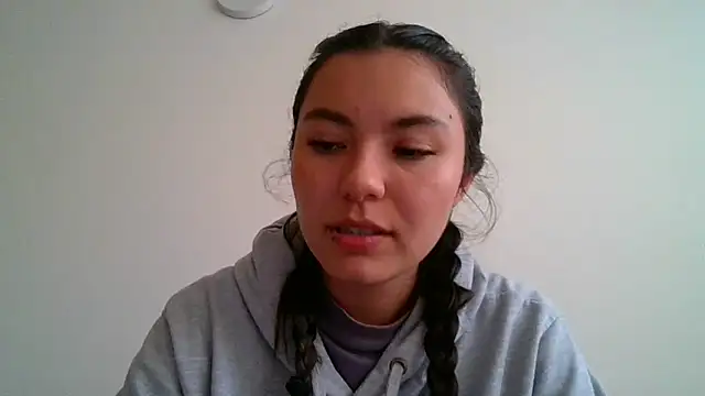  andygirl online show from April 2026 08:33:01 PM